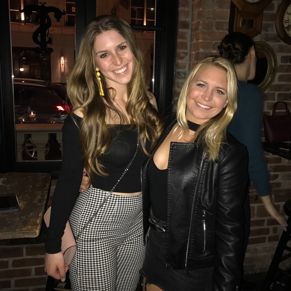 Meet your Posher, Maddy - Picture 2 of 2